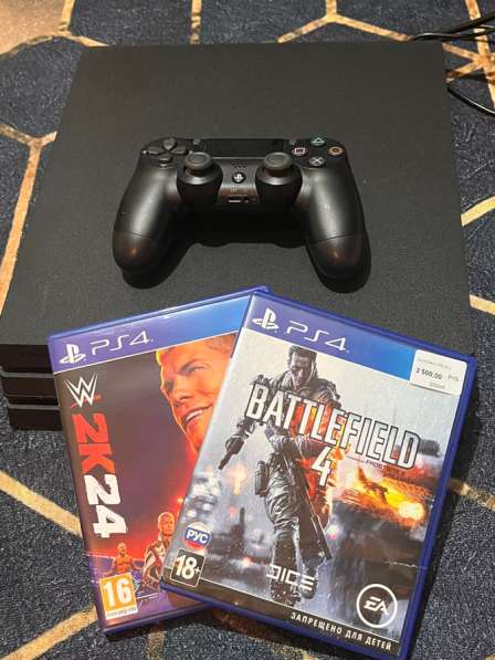 Продается приставка Sony PlayStation 4 Pro в Ангарске