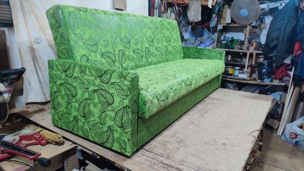 Диван книжка