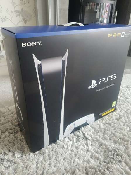 For sell Sony PlayStation 5 PS5 Console Disc Version