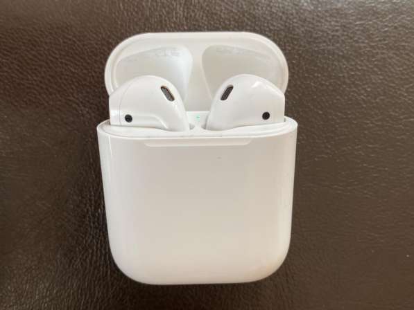 AirPods 2 в Казани