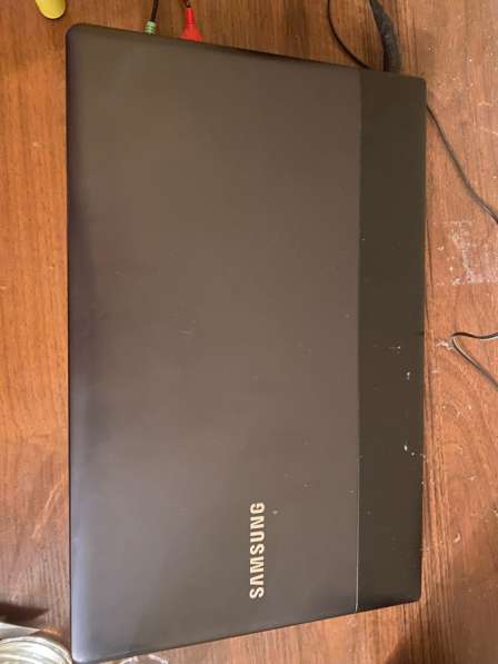 Ноутбук Samsung NP300E5C