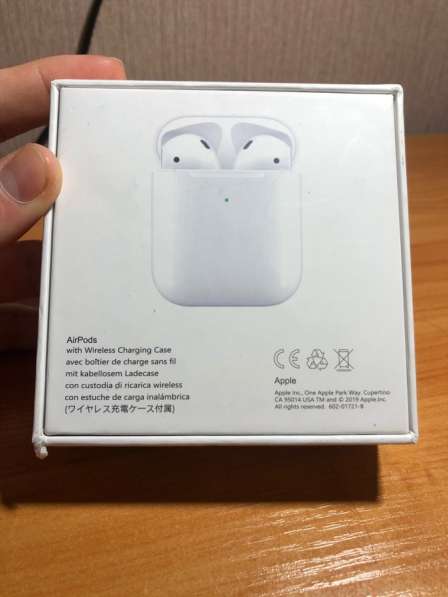 AirPods 2 в Санкт-Петербурге фото 3