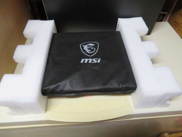 MSI 17.3 GT75 Titan Игровой ноутбук в Москве фото 5