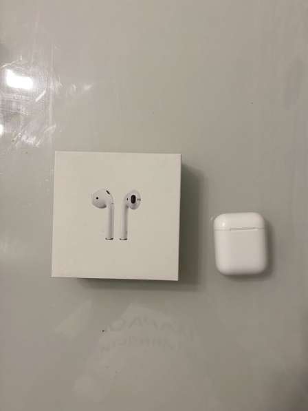 AirPods 2