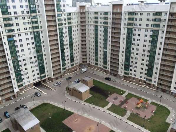 Продам однокомнатную квартиру в Красногорске. Жилая площадь 37,20 кв.м. Этаж 11. Есть балкон.