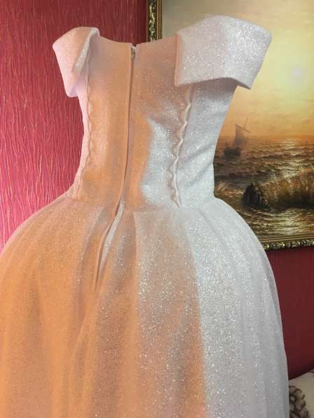 Продам свадебное платье в Феодосии фото 5
