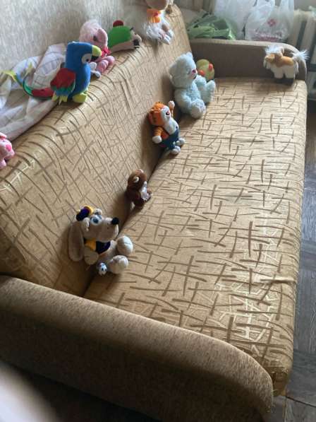 Диван в хорошем состоянии