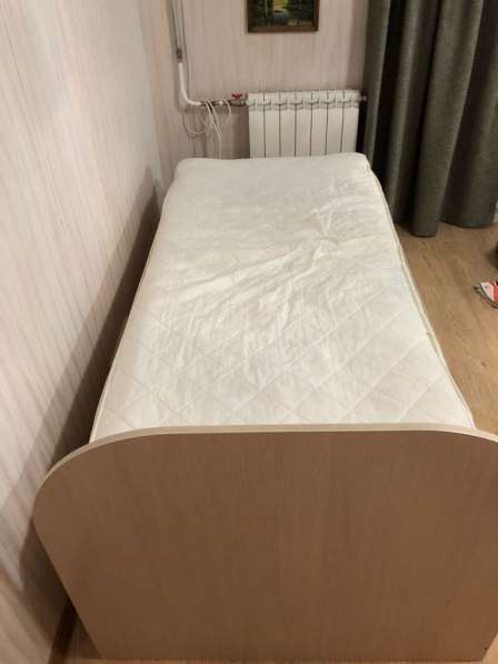 Односпальная кровать в отличном состоянии в Екатеринбурге