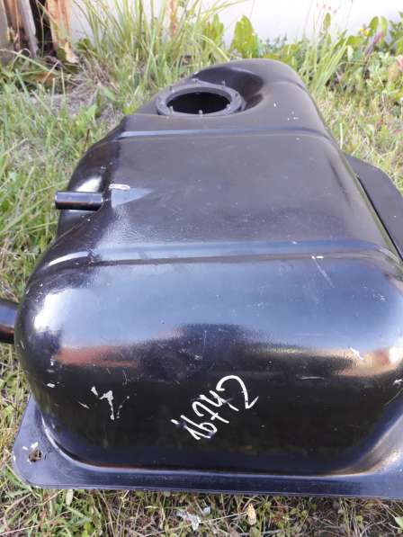 Продаю новый бензобак ВАЗ-2104