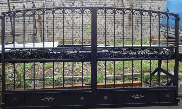 Ворота с элементами художественой ковки в Нижнем Новгороде фото 3