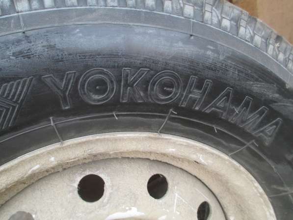 Продам шины Йокогама 225/70 R16 с дисками в Прокопьевске фото 4