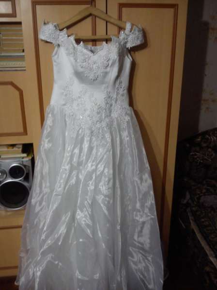 Свадебное платье в Чапаевске фото 3