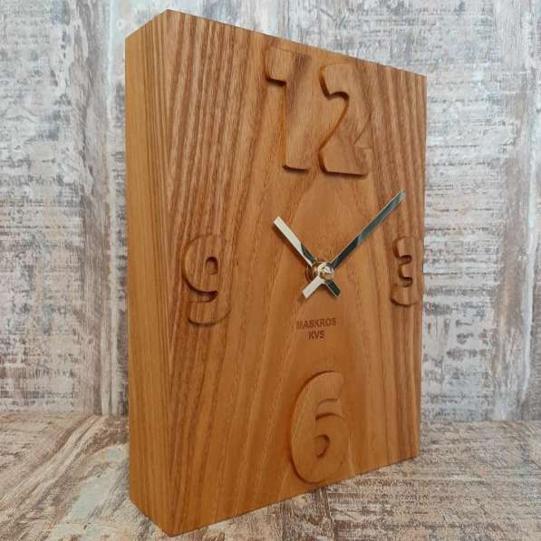 Часы настольные в Санкт-Петербурге фото 45