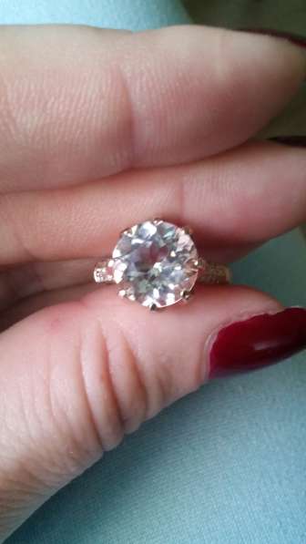 Супер кольцо золото бриллиант большой топаз 4.5 кт в Калининграде