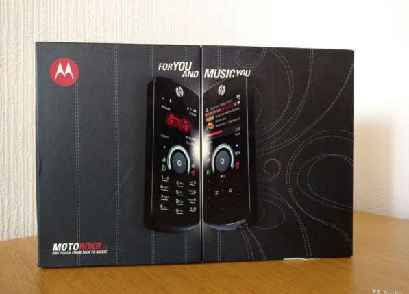 Motorola E8 (motorokr E8 BLK) в Нахабино фото 3