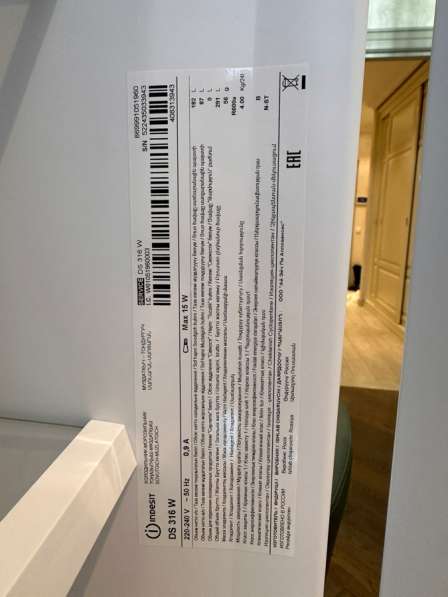 Продам холодильник Indesit в Москве фото 3