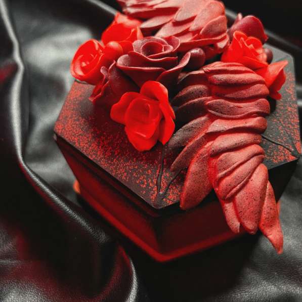 Шкатулка ручной работы в Санкт-Петербурге