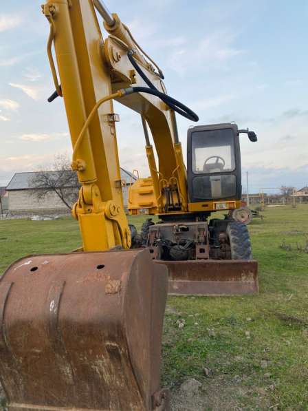 Экскаватор ек14 в Хасавюрте