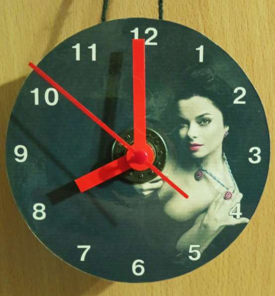 Изготовление сувенирных часов на заказ в Москве фото 11