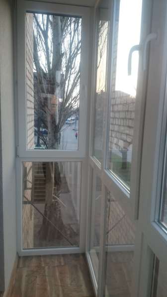 Мойка окон, витрин, вывесок, зеркал в Москве фото 4