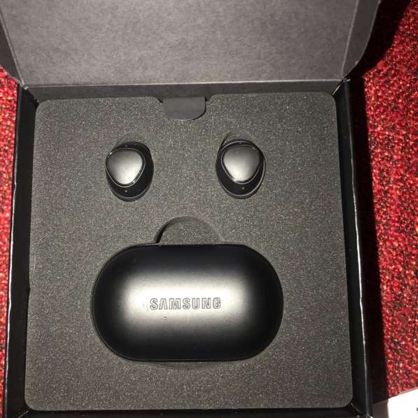 Samsung gear iconx