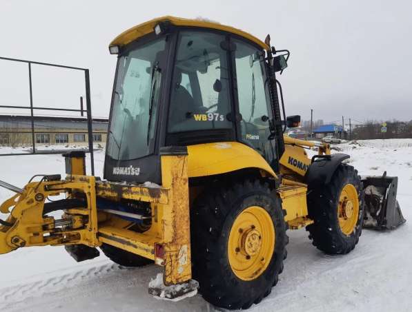 Продам экскаватор погрузчик Komatsu WB97s,2010г/в,равноколес в Самаре