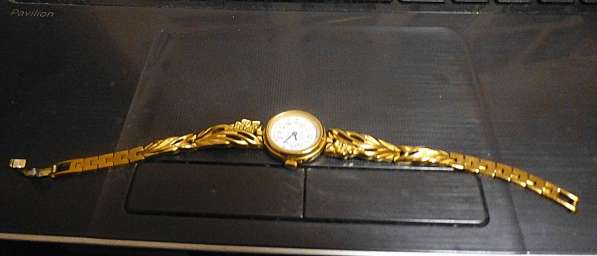 Позолоченные женские новые часы Чайка с браслетом