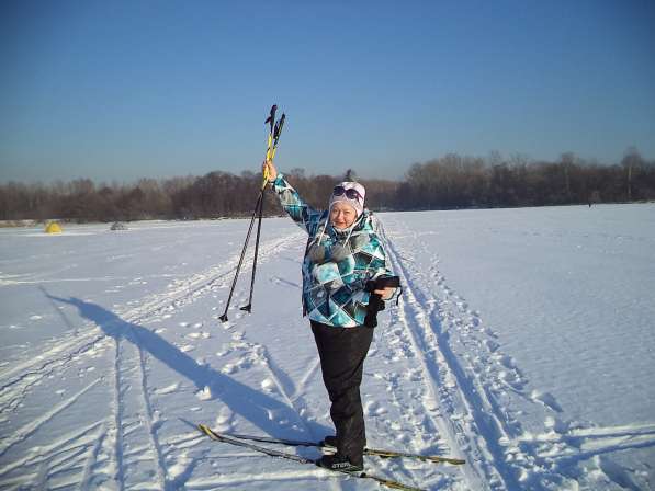 Женский лыжный костюм р. 54 рост 165-170см 3500руб