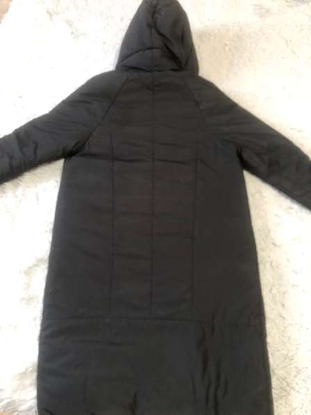 Женская зимняя двухсторонняя куртка в Астрахани
