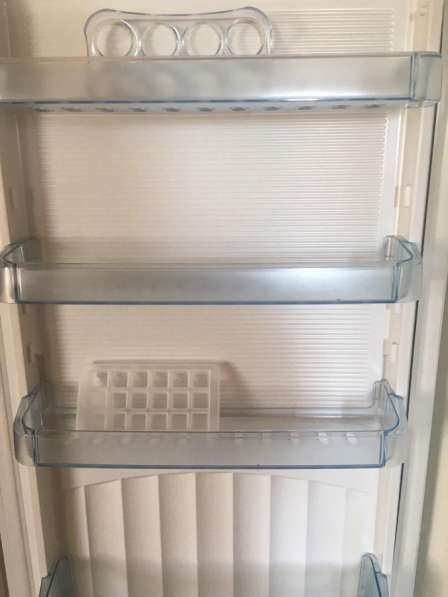 Холодильник 2-х камерный в Балашихе фото 5