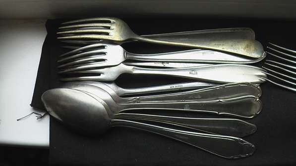 Ложки вилки ножи столовые немецкие трофейные в Саратове фото 3