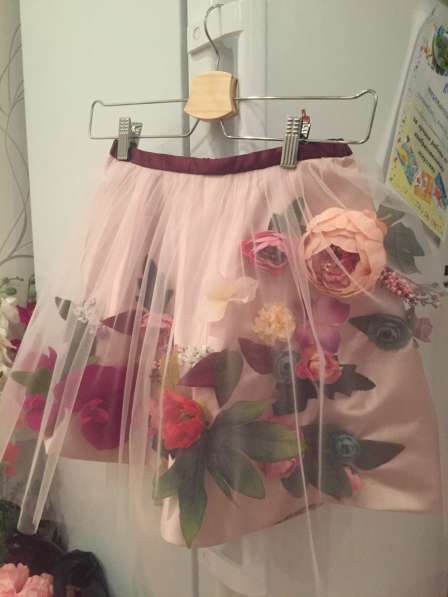 Праздничная юбка с цветами и фатином