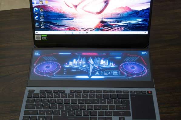 ASUS ROG Zephyrus Duo 15 Laptop GX550L 1TB SSD 16GB RTX 2080