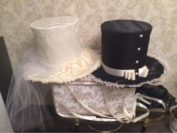 Свадебные украшения ,шляпы ,цветы ,клач,колье ,коронка в Москве фото 10