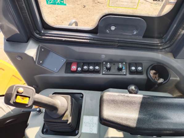 Фронтальный погрузчик XCMG ZL60GV в Верхней Салде фото 3