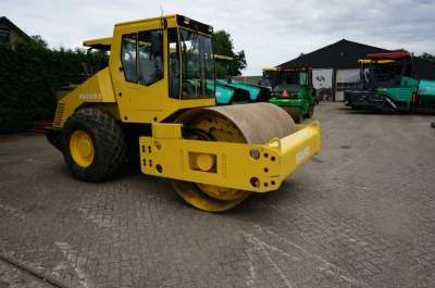 Грунтовый каток BOMAG BW 213 D-3