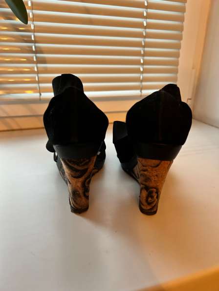 Обувь в Санкт-Петербурге фото 3