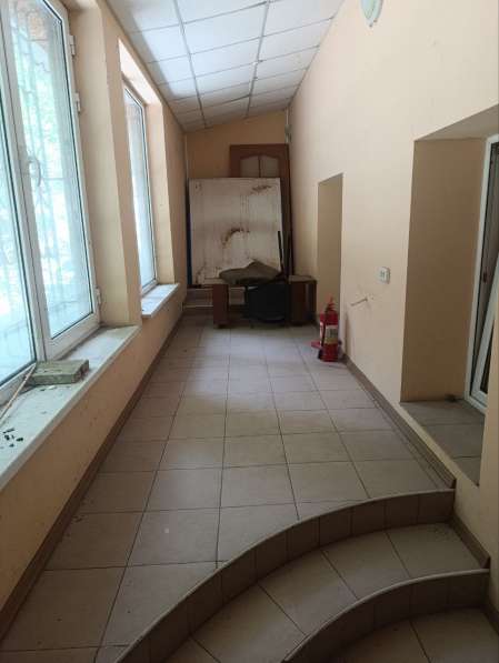 Фасадное офисное помещение 93 м. кв, Донецк в фото 5