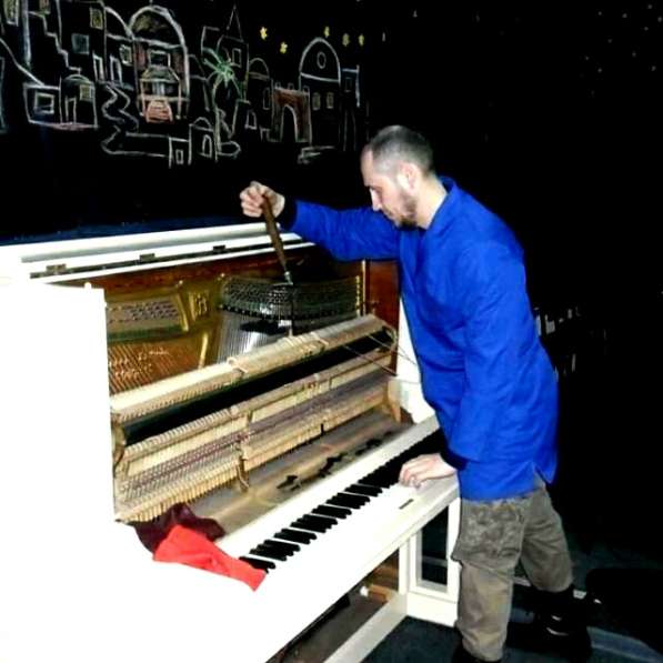 Реставрация старинных пианино. Международный диплом