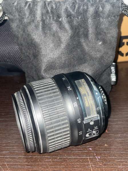 Объектив Nikon 18-55mm f/ 3.5-5.6G