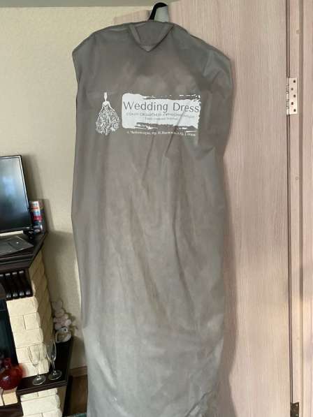 Свадебное платье 40-42 размера в Чебоксарах