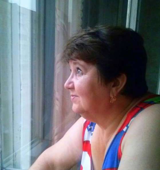 Нафися, 62 года, хочет пообщаться в Москве