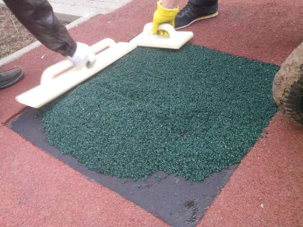 Ремонт резинового покрытия и искусственной травы спортивных