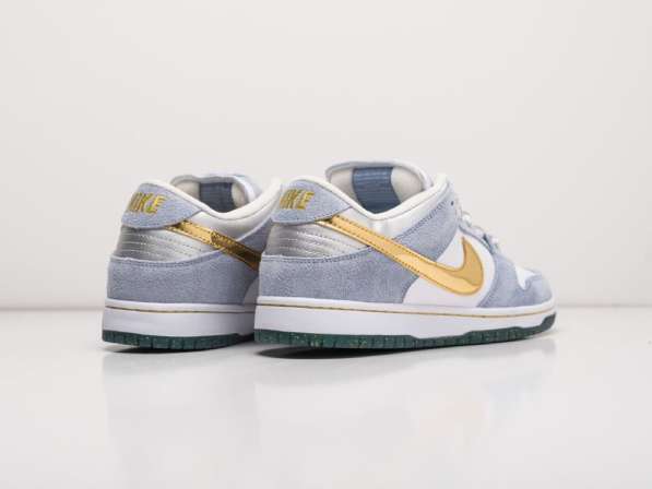 Кроссовки Nike SB Dunk Low в Москве