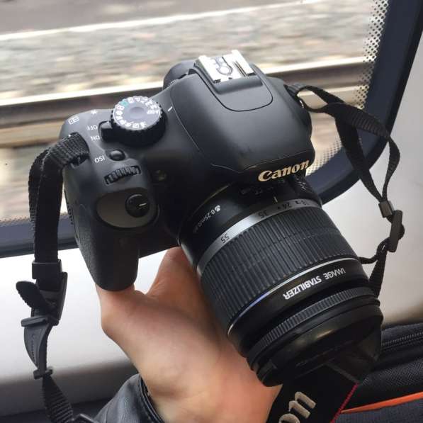 Фотоаппарат canon 550D полупрофессиональный