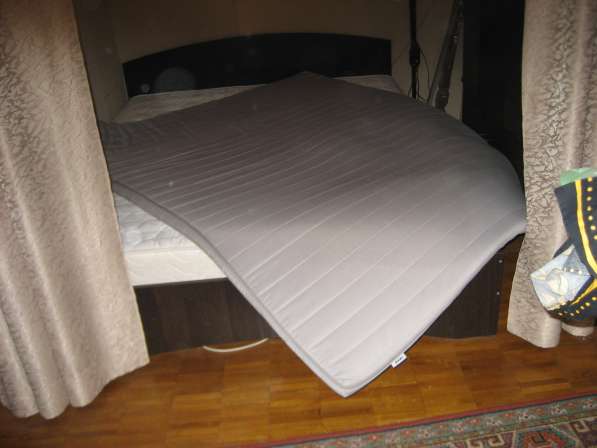 Продаю кровать в Москве