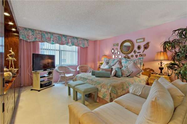 Продается прекрасная квартира в Майами, (Халландейл) в фото 9