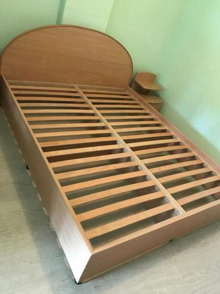 Двуспальная кровать с матрасом в Сочи фото 3