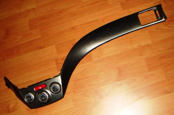 Блок управления климатом Subaru