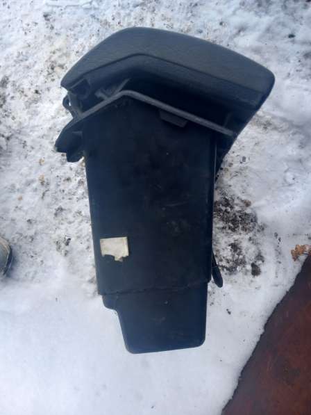 Перчаточный ящик в фото 3